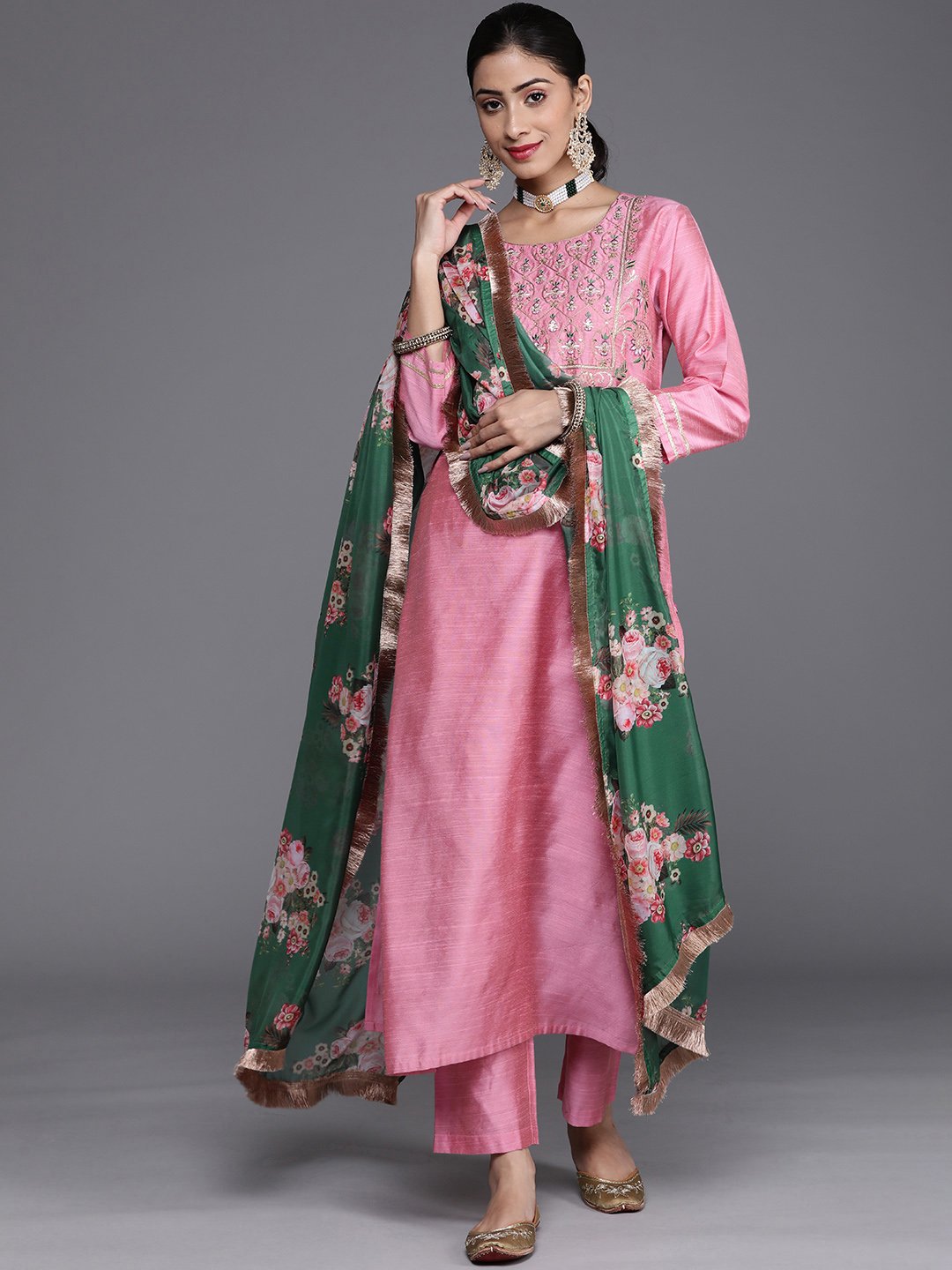 Solid Kurta With Yoke Zari Sequins Embroidery Paired With Solid Pant And A Beautiful Organza Floral Dupatta With Zari Tassel