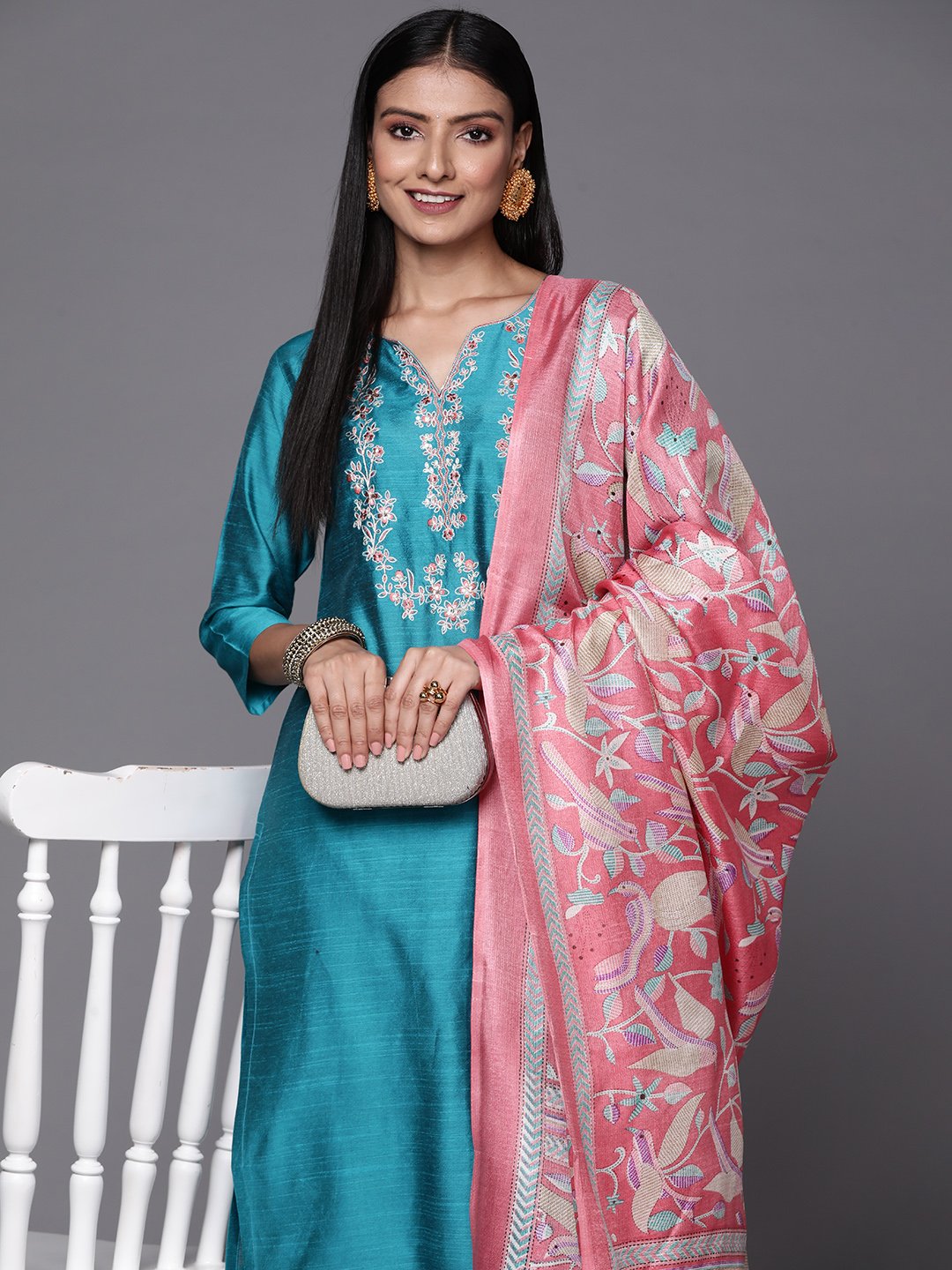 Thread Embroidered Straight Kurta Paired With Printed Dupatta And Straight Pant