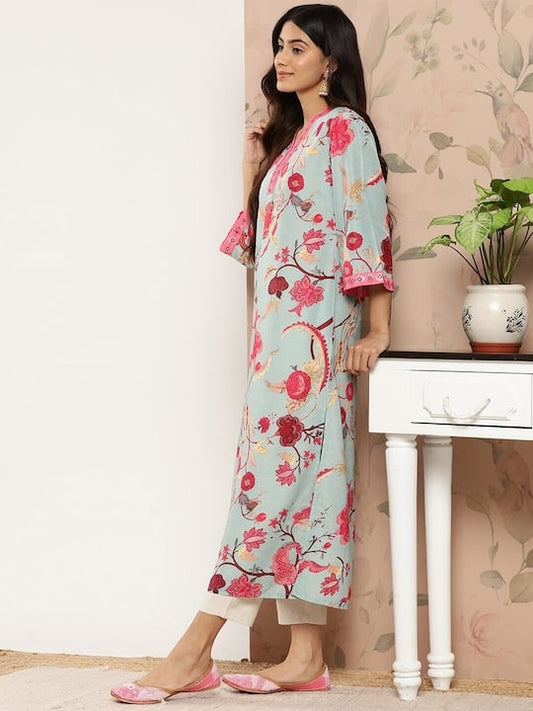 Women Sea Green Floral Printed Straight Kurta With 3/4Th Bell Sleeve.