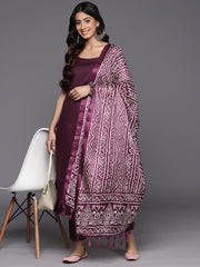 Women Strap Kurta Paired With Tonal Bottom And Printed Dupatta