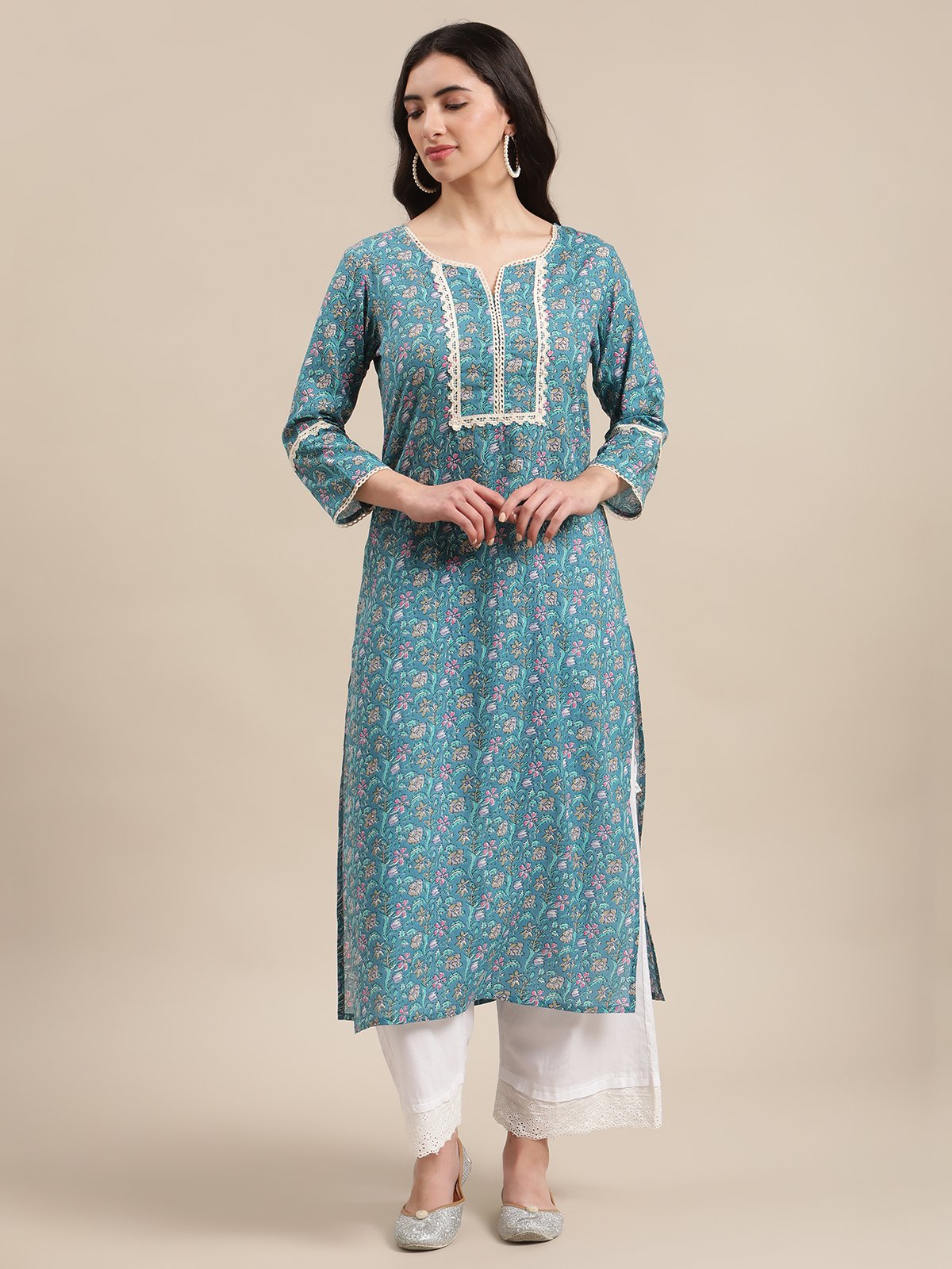 Blue Floral Printed Lace Embellished Kurta With 3/4Th Sleeves.