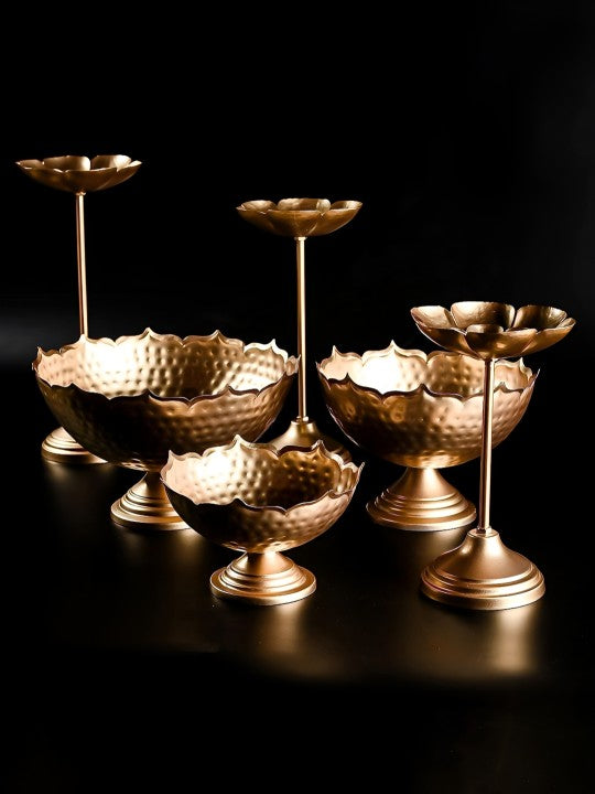 Gold Toned 6Pieces Urli Decoration Bowl with Stand