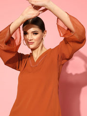 Women Rust Straight Kurta Paired With Tonal Bottom