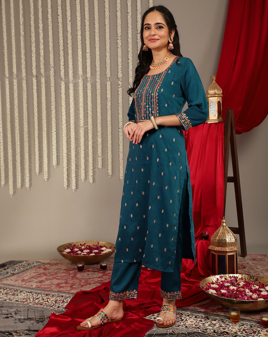 Women Teal Embroidered Straight Kurta Paired With Tonal Bottom And Printed Dupatta