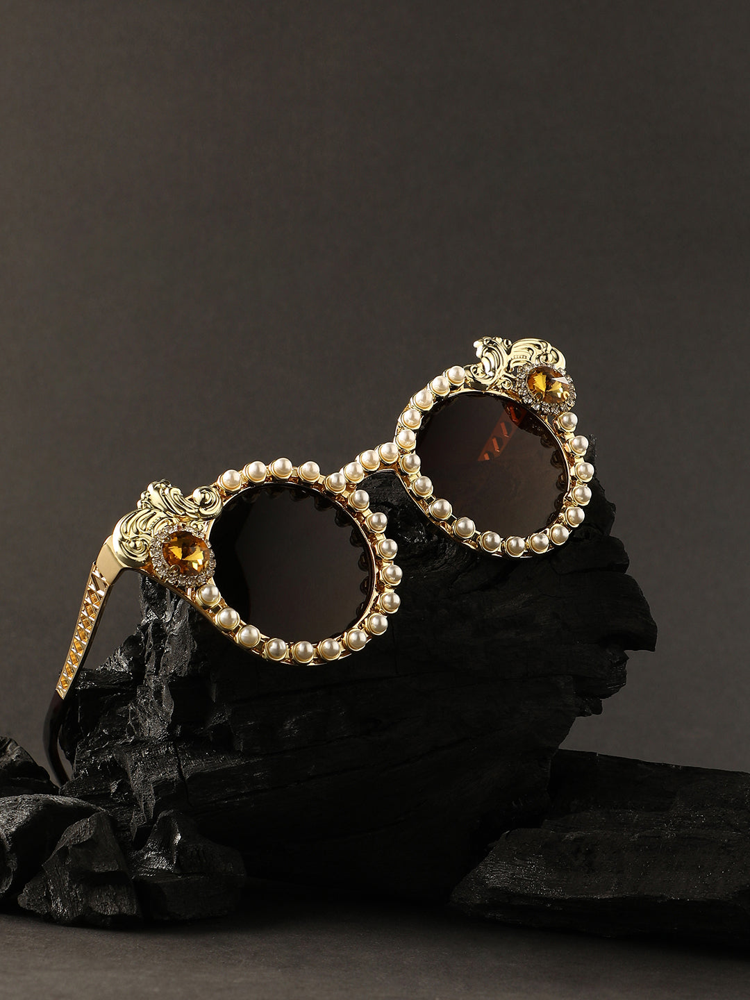 Jeweled Sunglasses: Be Dazzling