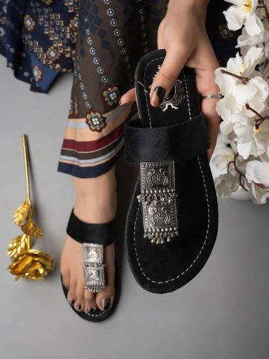 Ethnic Jewel Detailed Black Flats For Women & Girls