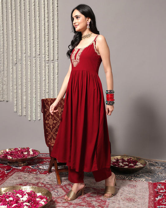 Maroon Embroidere Strap Style Kurta With Tonal Bottom And Pant