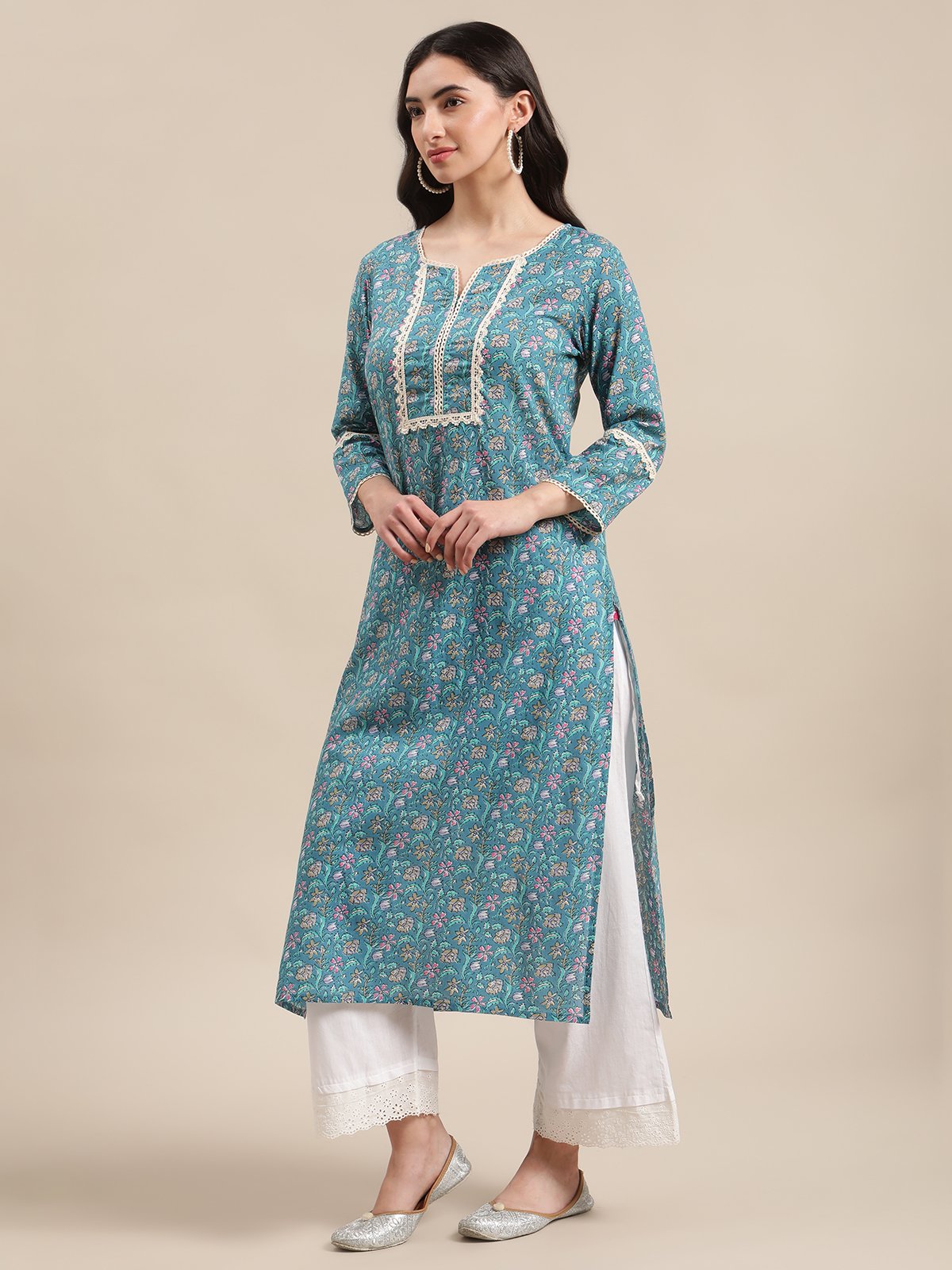 Blue Floral Printed Lace Embellished Kurta With 3/4Th Sleeves.