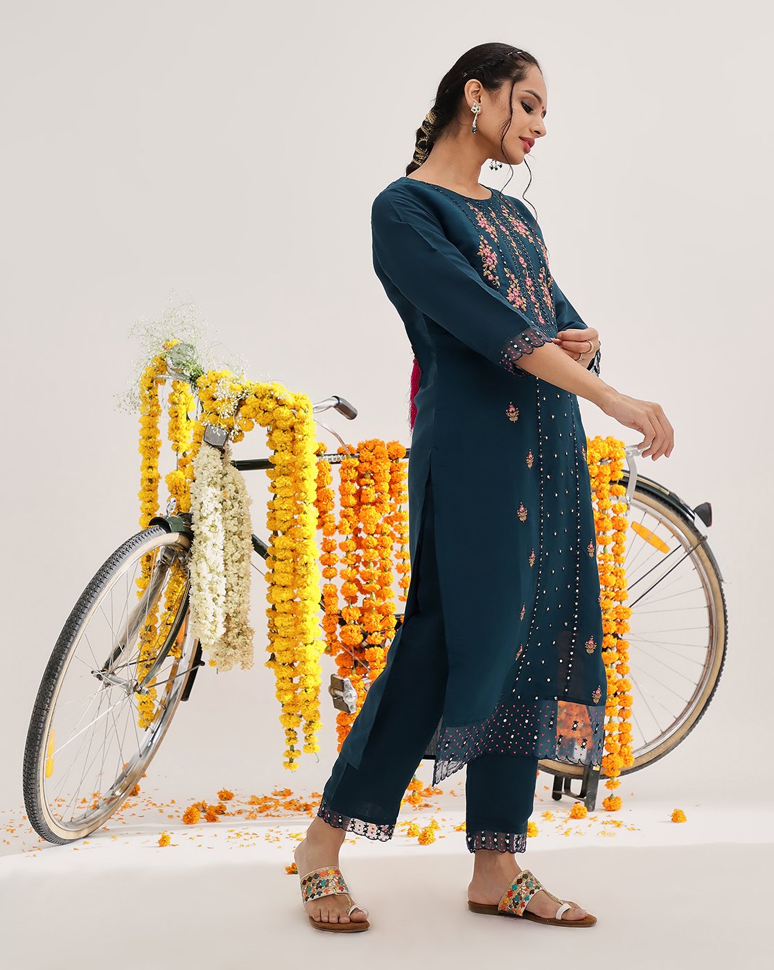 Women Blue Embroidered Kurta Set Paired With Tonal Tand Dupattta