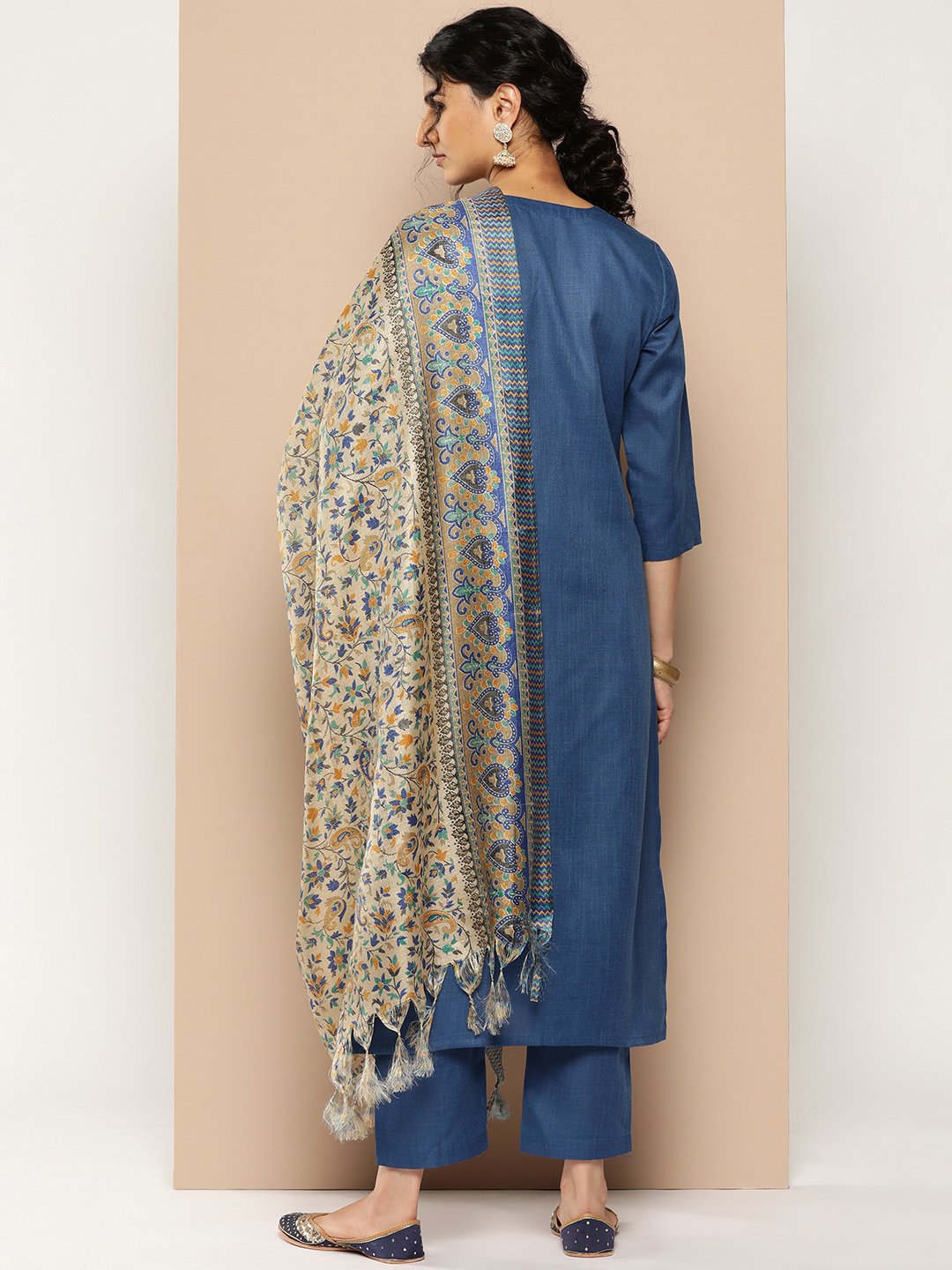 Women Embroidered Yoke Straight Kurta Paired With Tonal Bottom And Printed Bhagalpuri Dupatta