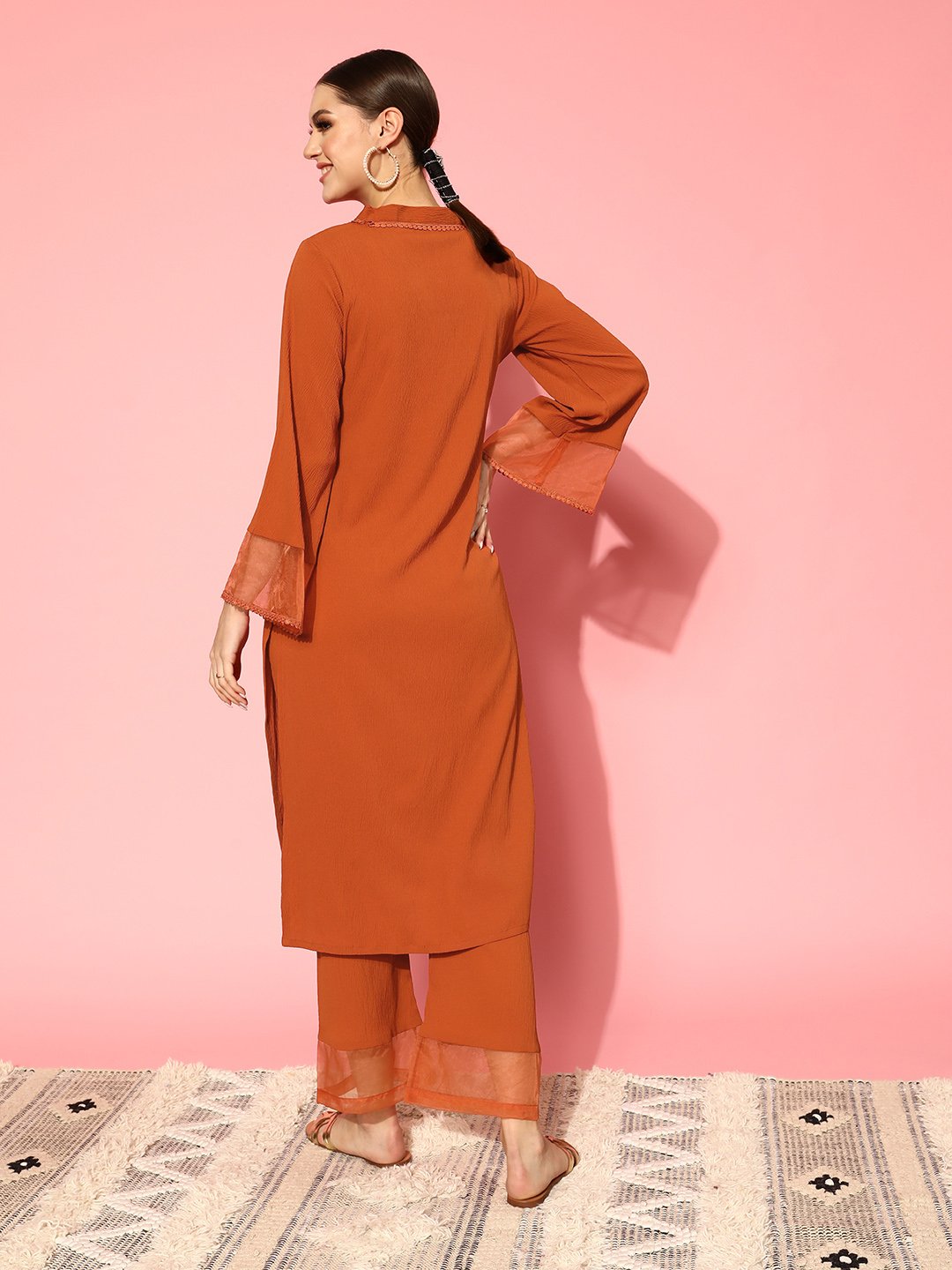 Women Rust Straight Kurta Paired With Tonal Bottom