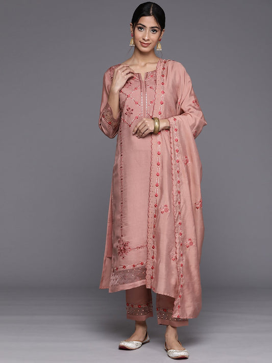 Women Mauve3/4Th Sleeve Embroidered Kurta Paired With Embroidered Hem Bottom And Embroidered Dupatta