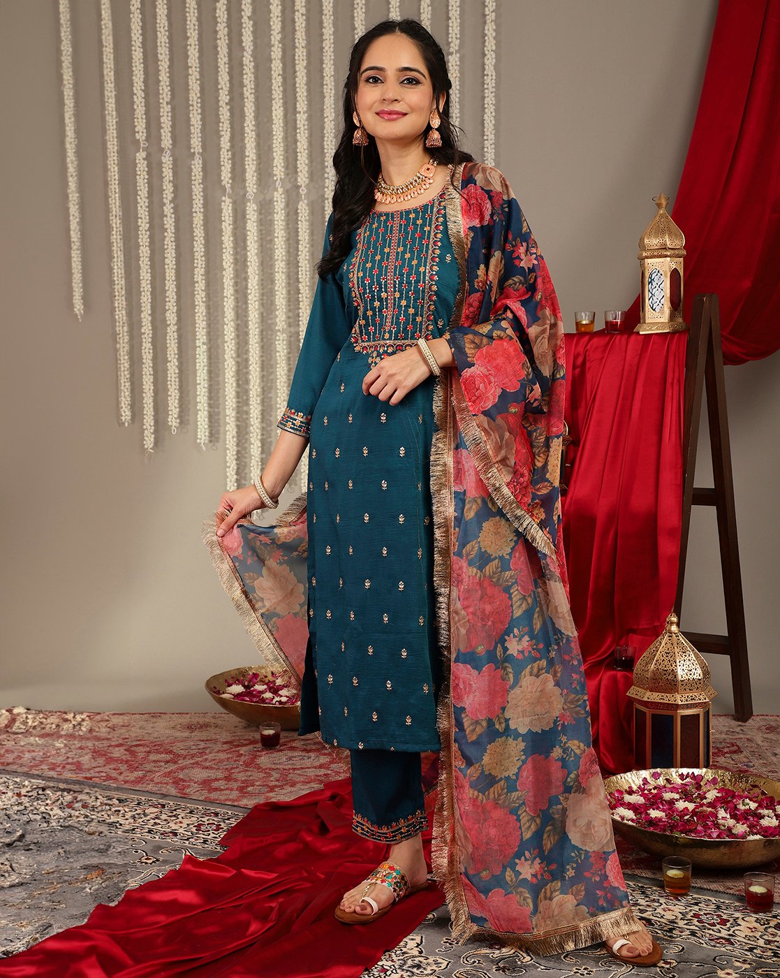 Women Teal Embroidered Straight Kurta Paired With Tonal Bottom And Printed Dupatta