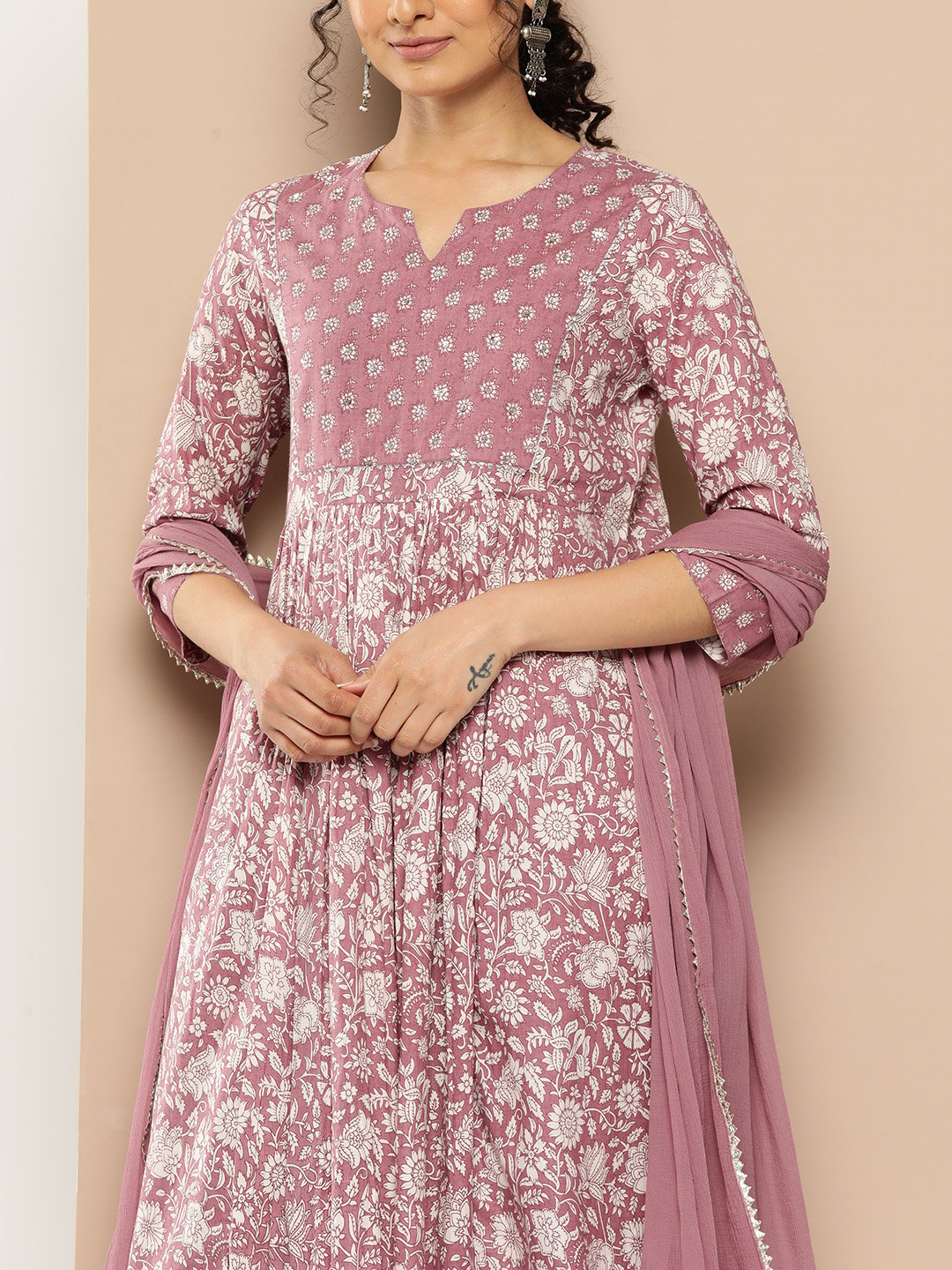 Women Mauve Floral Printed Kurta A-Line Kurta Paired With Tonal Printed Bottom And Chiffon Solid Dupatta