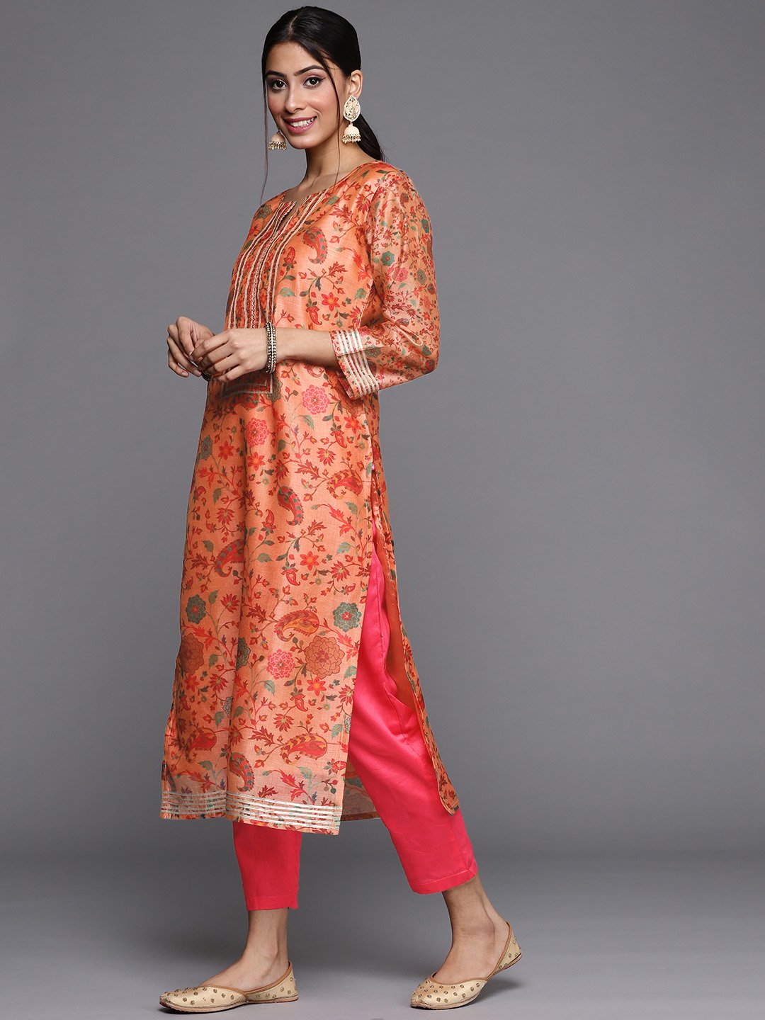 Peach Floral Printed Chanderi Kurta Trouser Set With Bhgalpuri Silk Dupatta