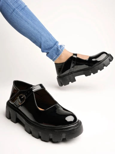 Smart Casual Buckle Detailed Black Loafers For Women & Girls