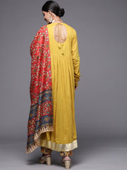 women long kurta with churidar sleeves