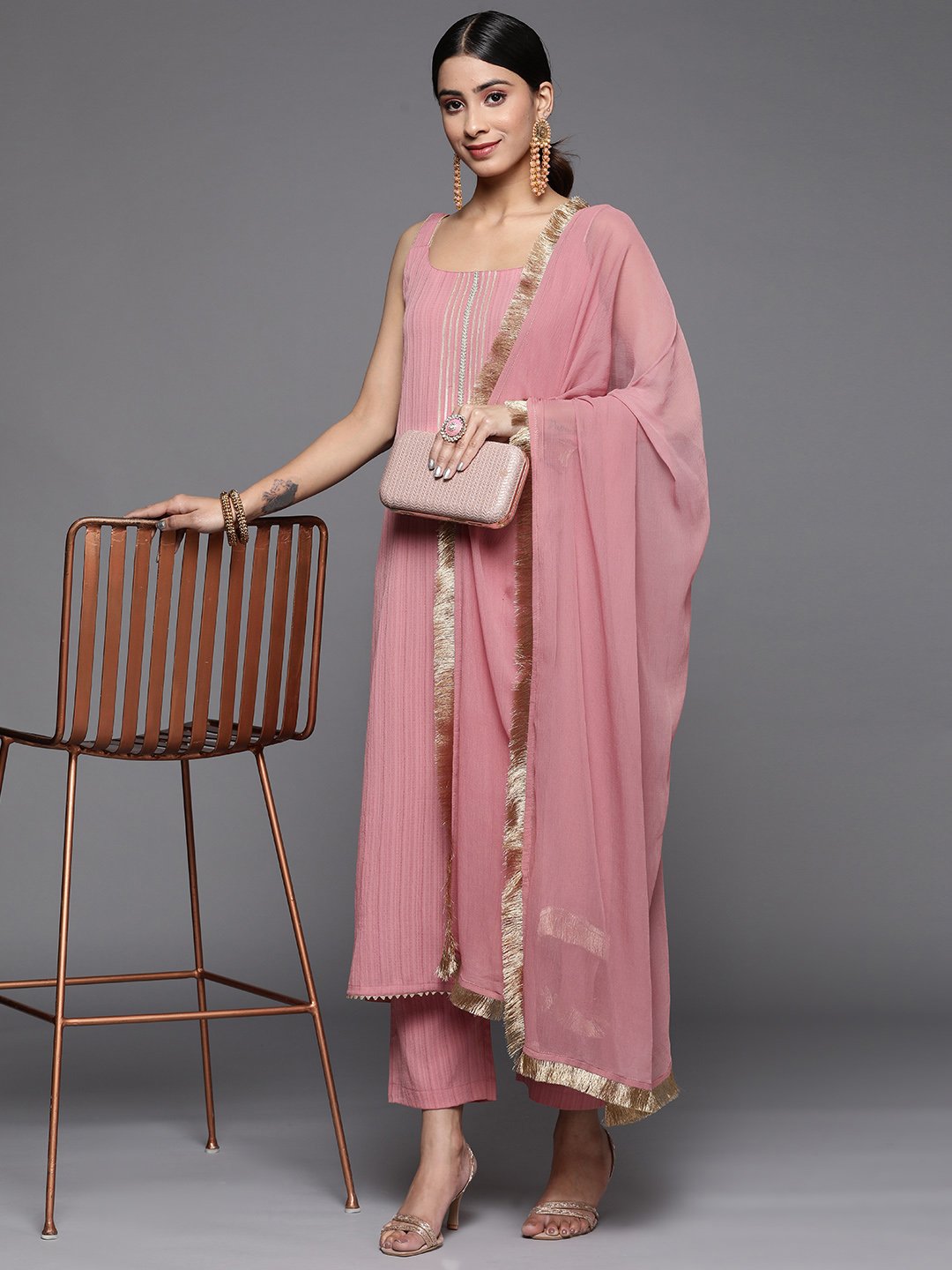 Women Mauve Straight Kurta With Tonal Ottom & Dupatta