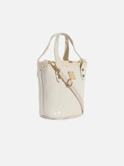 Textured Casual Regular Hand Bag with Zip Lock For Women