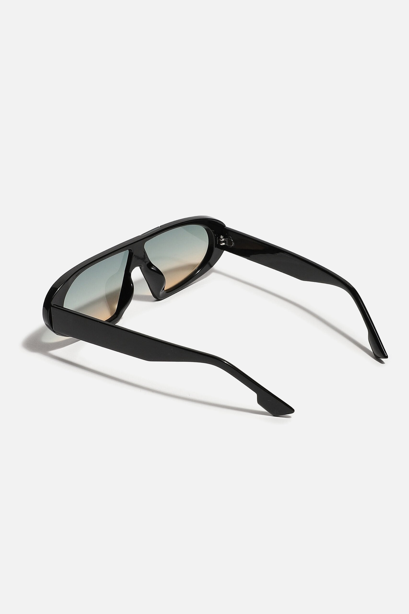 Full Rim Trendy Sunglass