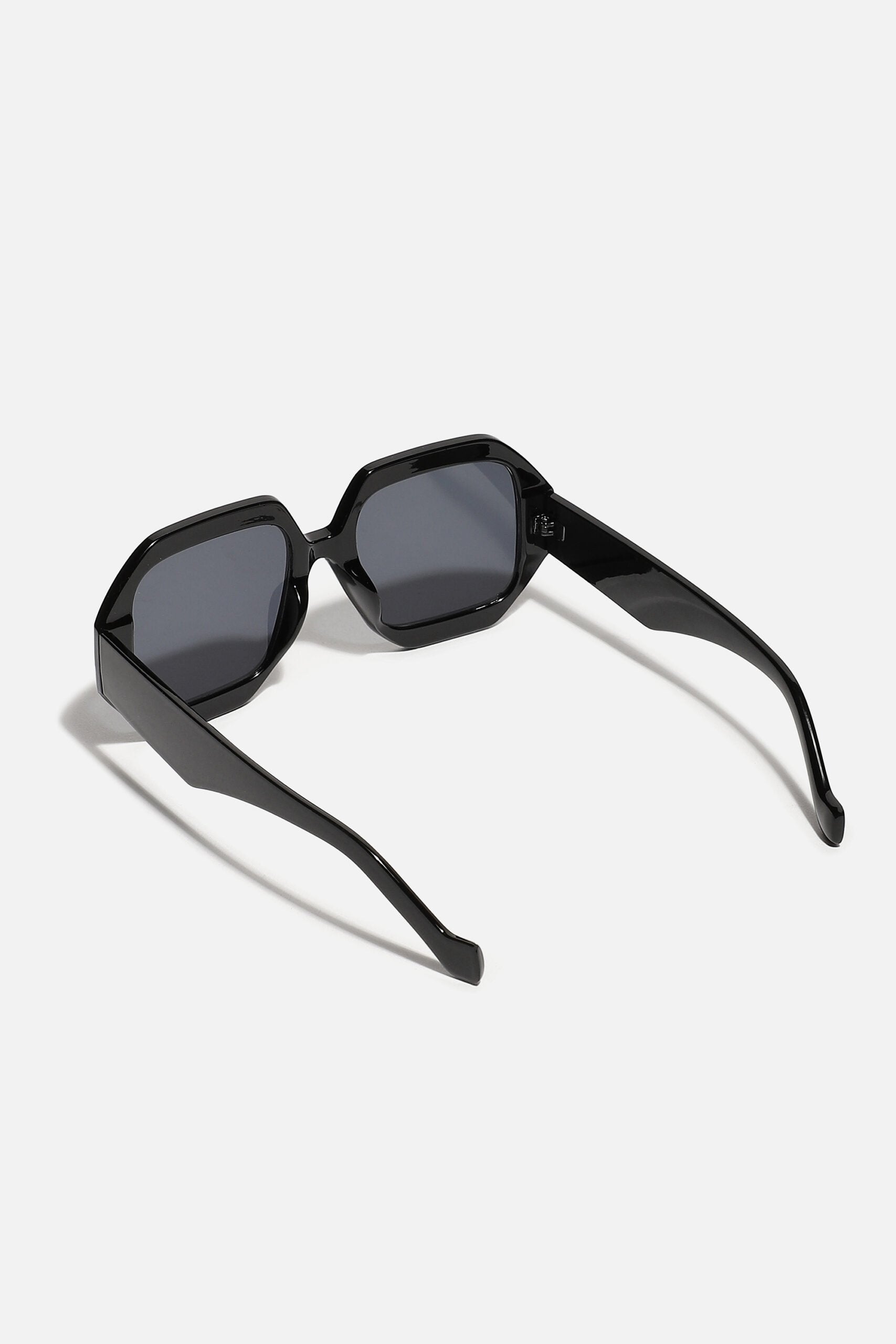 Full Rim Oversized Sunglass