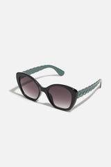 Full Rim Trendy Sunglass