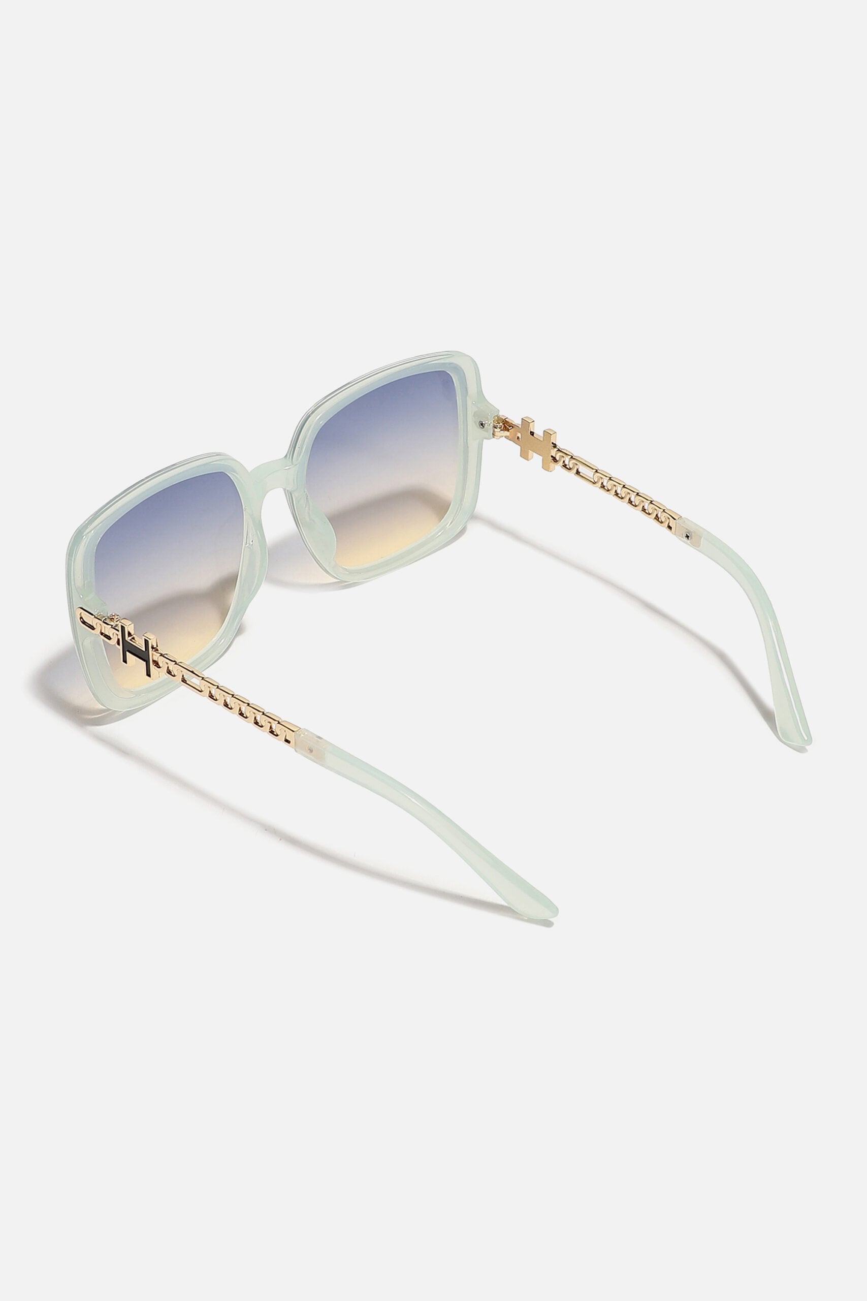 Full Rim Oversized Sunglass