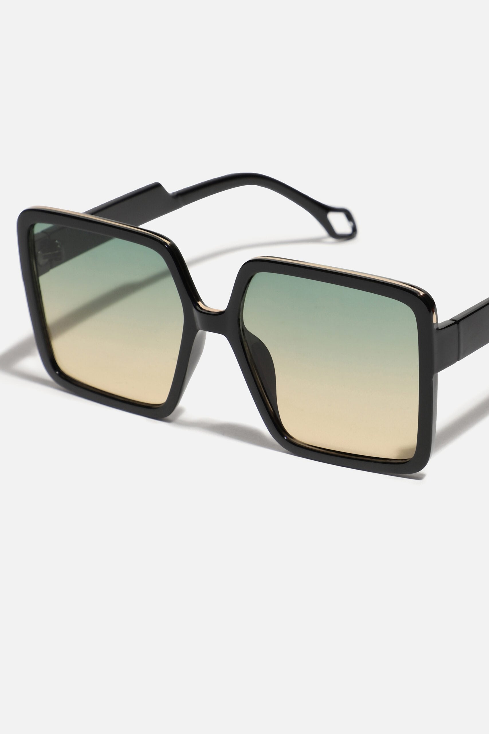 Full Rim Oversized Sunglass