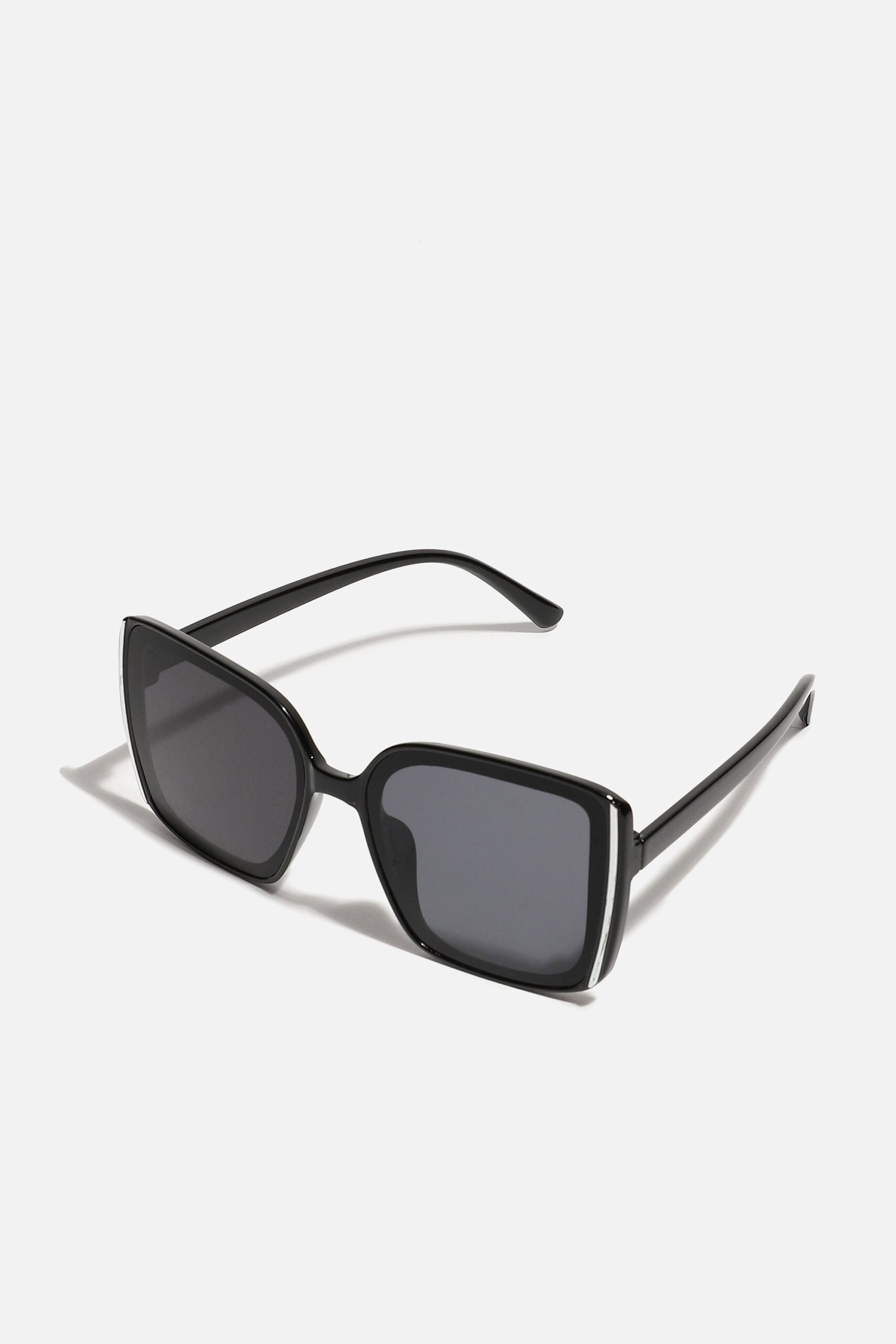 Full Rim Oversized Sunglass