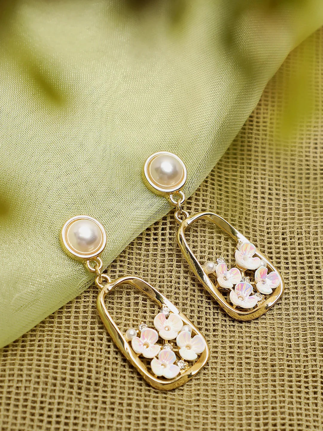 Gold Plated Party Pearls Drop Earring