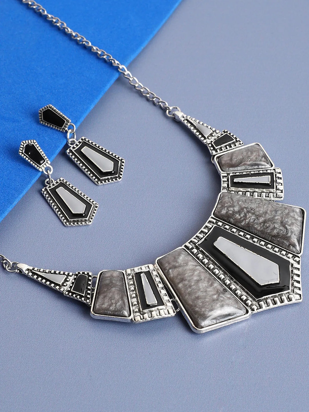 Silver Plated Designer Stone Necklace and Earring Set