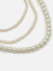 Trendy Pearls Party Necklace