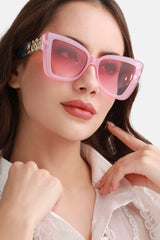 Polarized Polycarbonate Full Rim Oversized Sunglass For Women