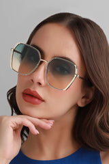 Polarized Alloy Full Rim Oversized Sunglass For Women