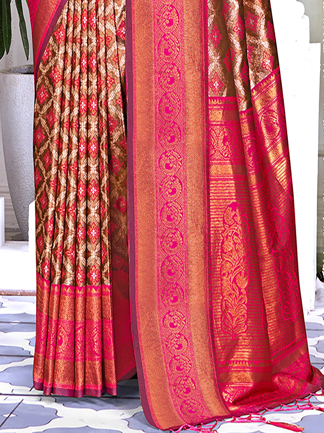 Pink Silk Woven Work Traditional Saree