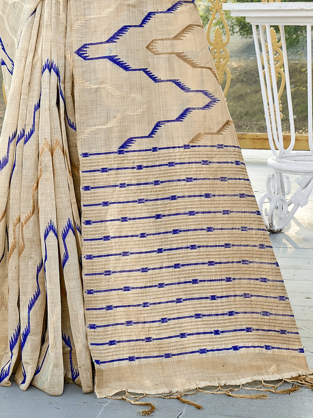 Blue Cotton Woven Work Party Wear Saree