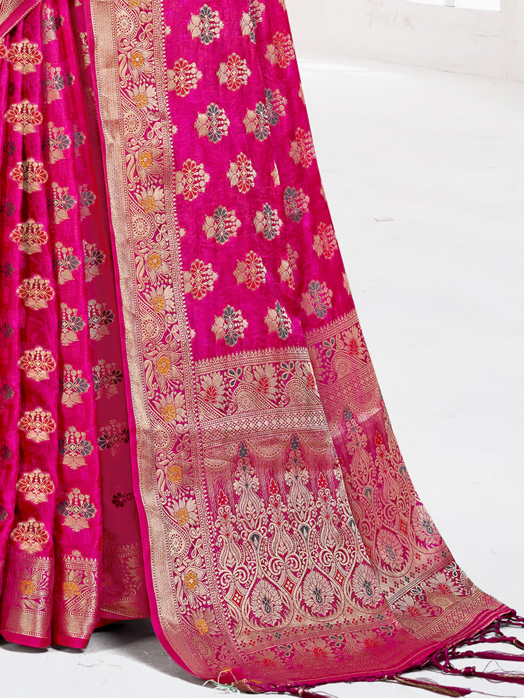 Pink Silk Woven Work Traditional Saree