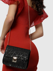 Solid Magnet Lock Sling Bag with Chain Strap