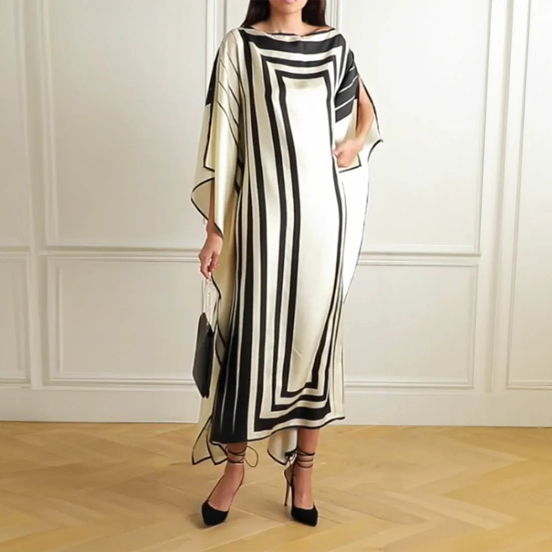 Black white box print silk kaftan