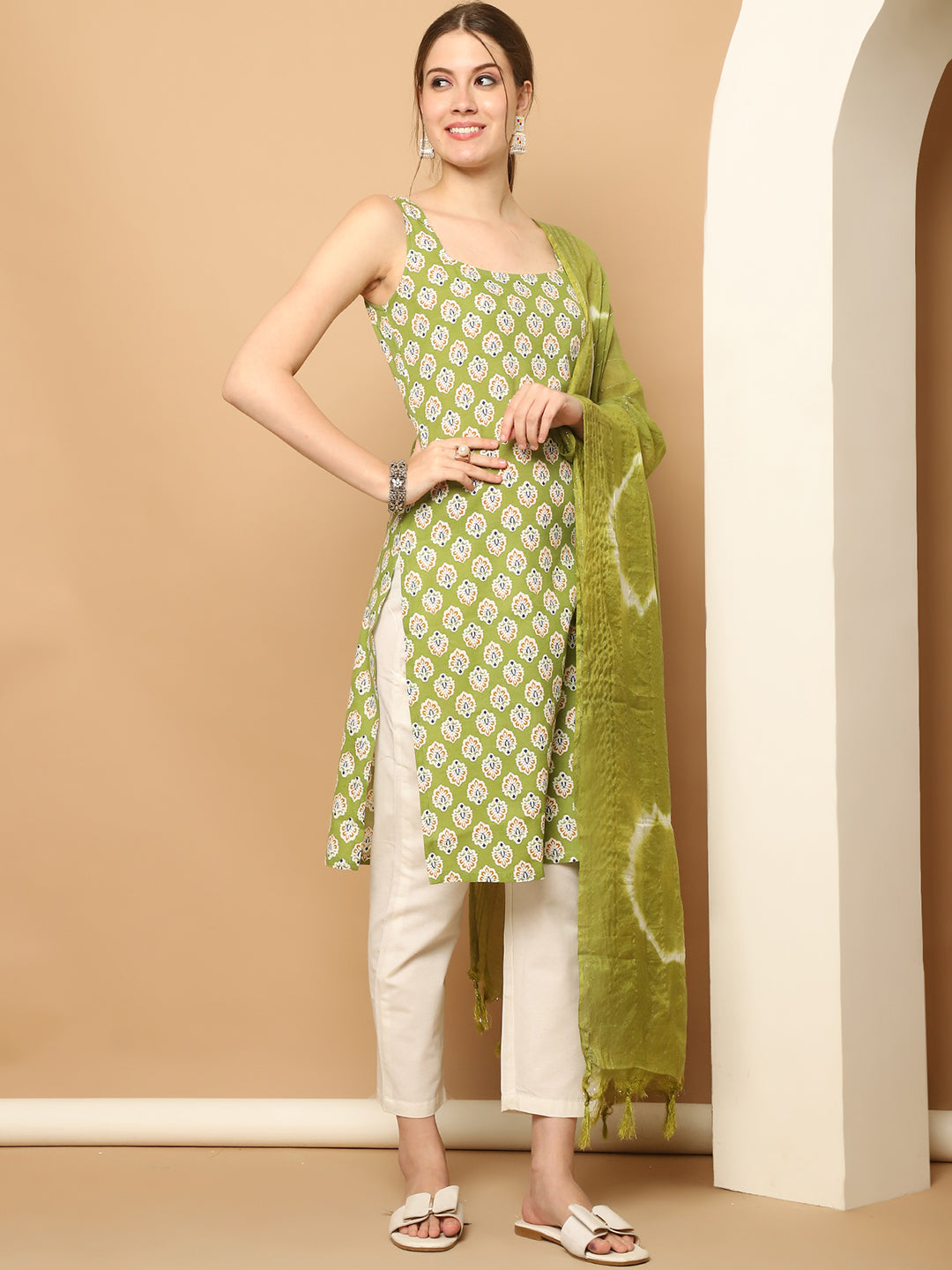 Green printedKurta with pallazos dupatta set ( JOKPL D64G 1563 Green )