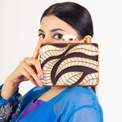 Aaroohi Clutch In Gold