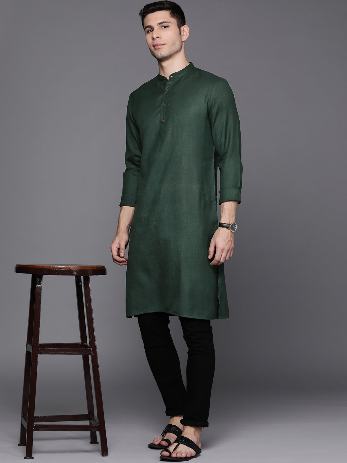 Green Solid Cotton Blend Straight Kurtas