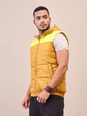 Men Khaki & Yellow ColorBlock Hoodie Sleeveless Jacket