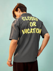 Men Grey CLOSED FOR VACATION Oversize Shirt