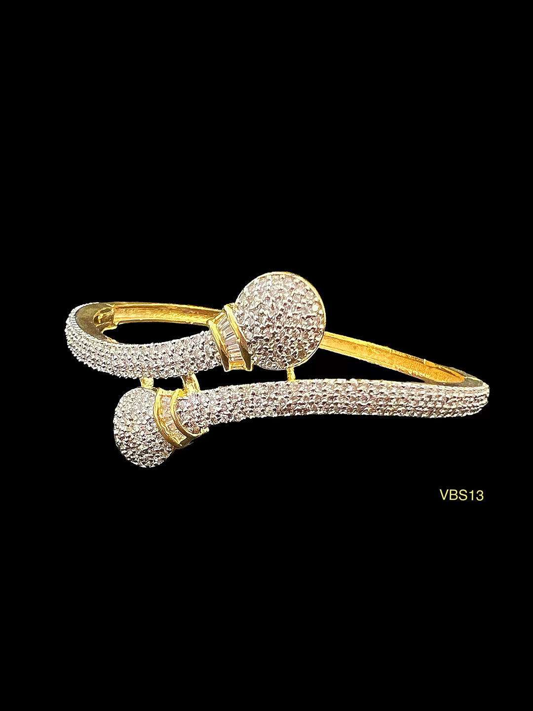 AD-Studded Handcrafted Bangle Style Bracelet - VBS13