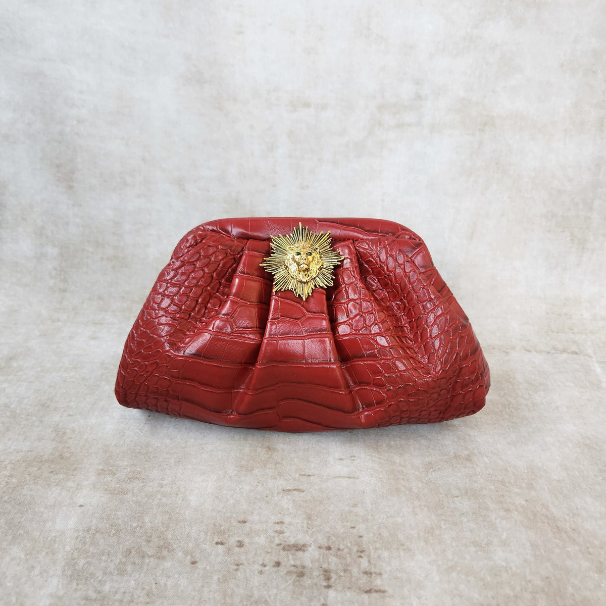 Lion Pouchette – Red