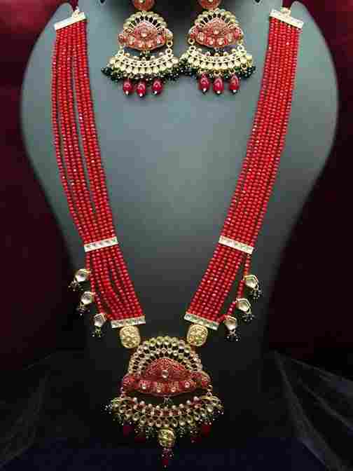 Red Beaded Stone-Studded Necklace Set