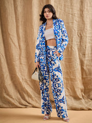 Women Blue Printed Straight Fit Pants