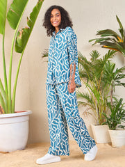 Sassafras - Women Teal Abstract Print Shirt With Cargo Pants