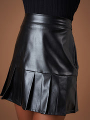 Women Black PU Pleated Mini Skirt